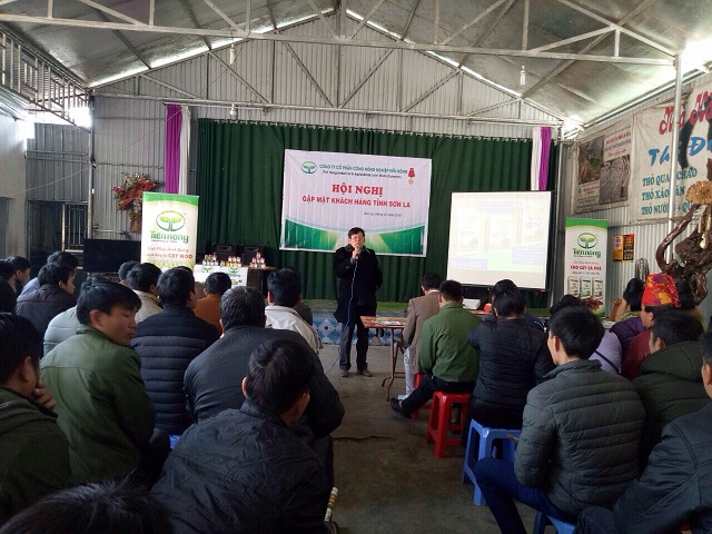 Hội nghị gặp mặt khách hàng tại huyện Thuận Châu – Sơn La3