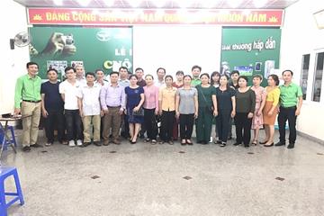 Hệ thống đại diện bán hàng huyện Mê Linh, Sóc Sơn và Đông Anh, TP Hà Nội đến thăm quan nhà máy và làm việc tại Tiến Nông