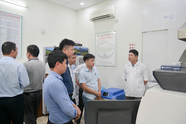 Hội nông dân các cấp tỉnh Tuyên Quang thăm và làm việc tại Nhà máy Tiến Nông6